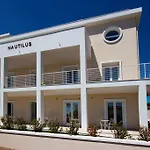 Nautilus מלון