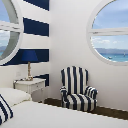 Nautilus Hotel