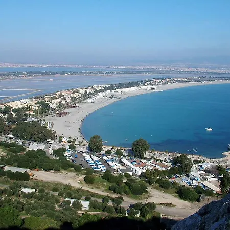 Nautilus Hotel 3*