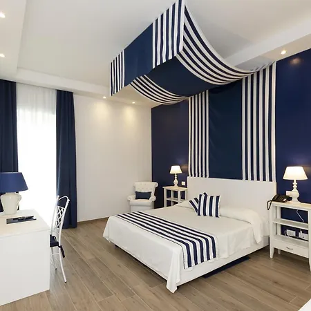 Hotel Nautilus 3*