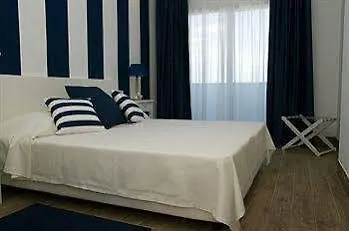 Nautilus Hotel