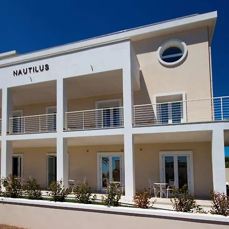 Nautilus Hotel