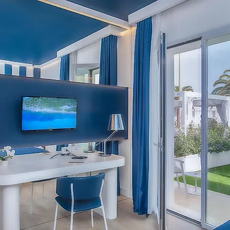 Hotel Nautilus