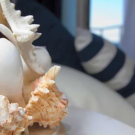 Nautilus Hotel 3*