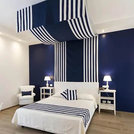 Nautilus Отель Кальяри