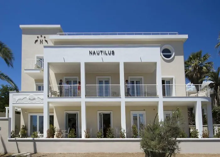 Nautilus Hotel 3*