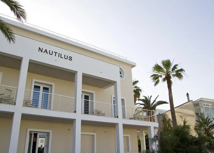 Nautilus Hotel 3*